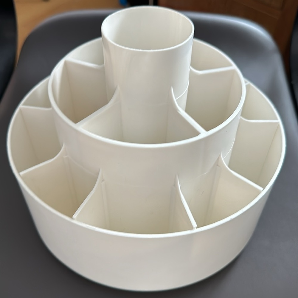 Retired Pampered Chef Utensil Rotating Carousel Caddy Turnabout Organizer #2170